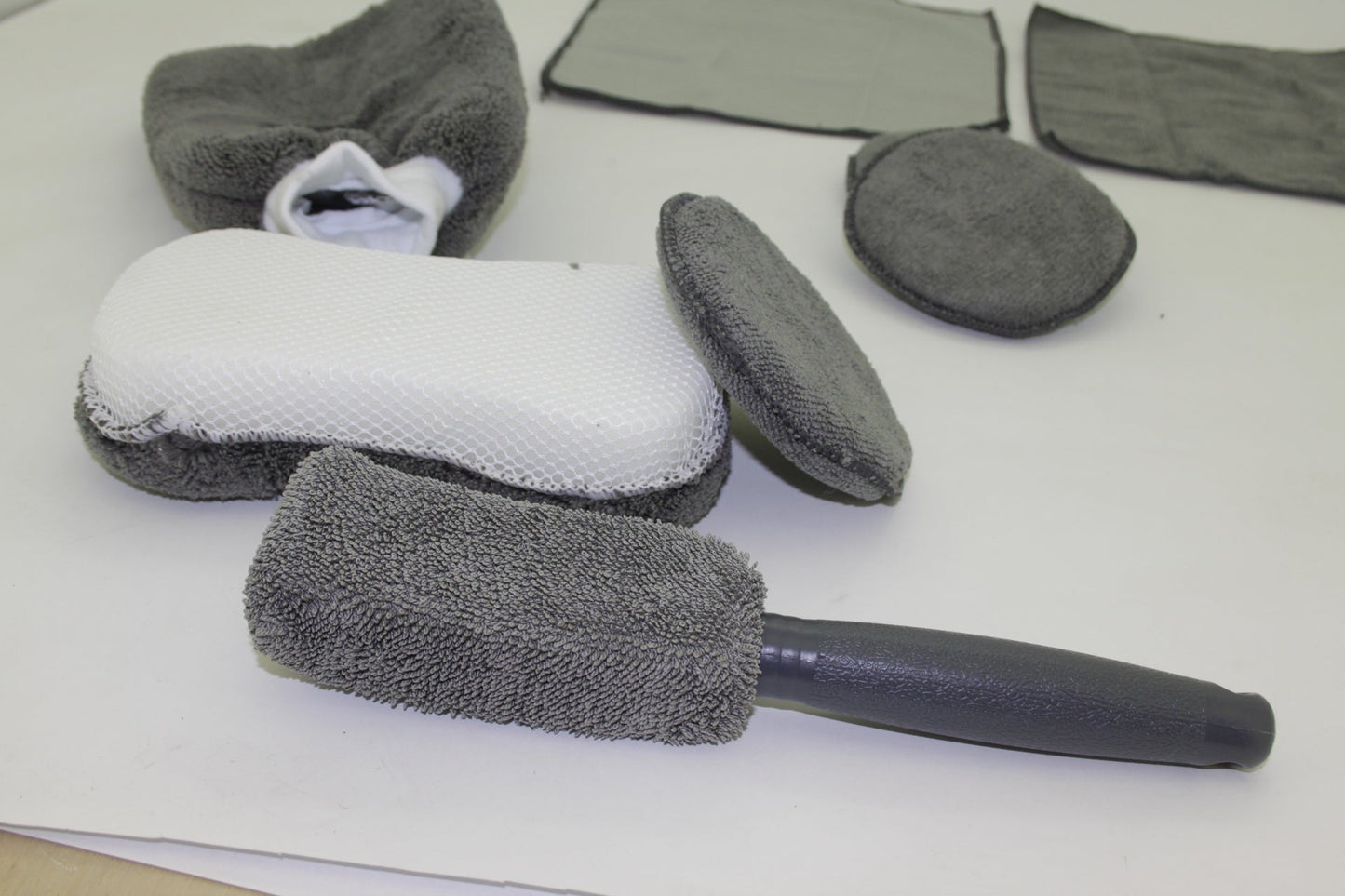 Set of cloths for washing the car i